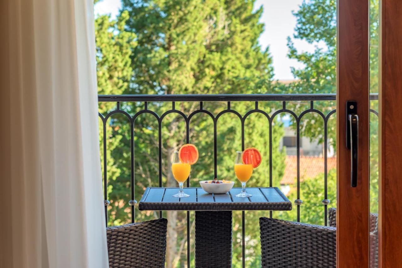 Luxury Apartments Queen Petrovac Exterior foto